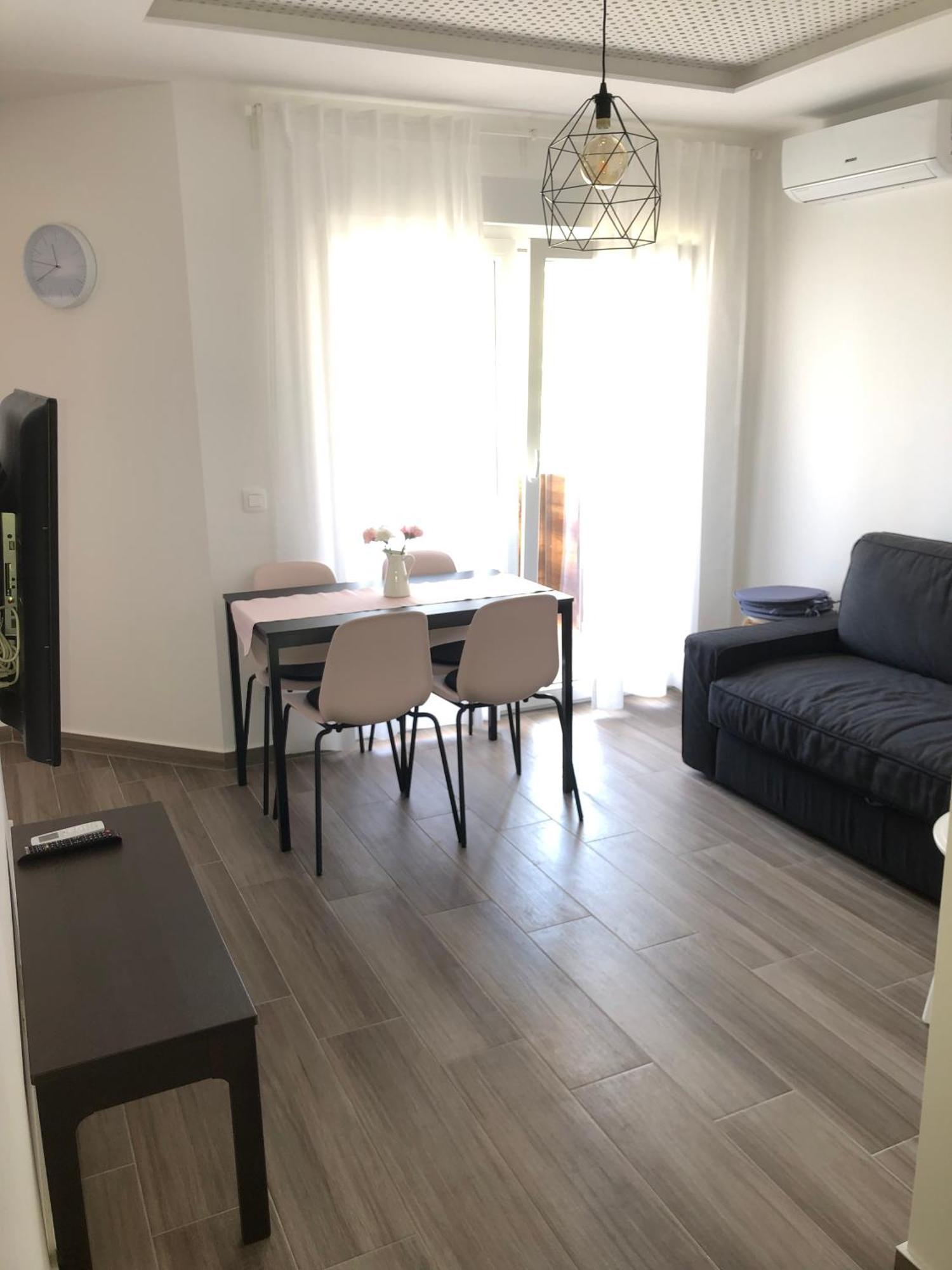 Apartmani Gavran ซูโกชัน ภายนอก รูปภาพ