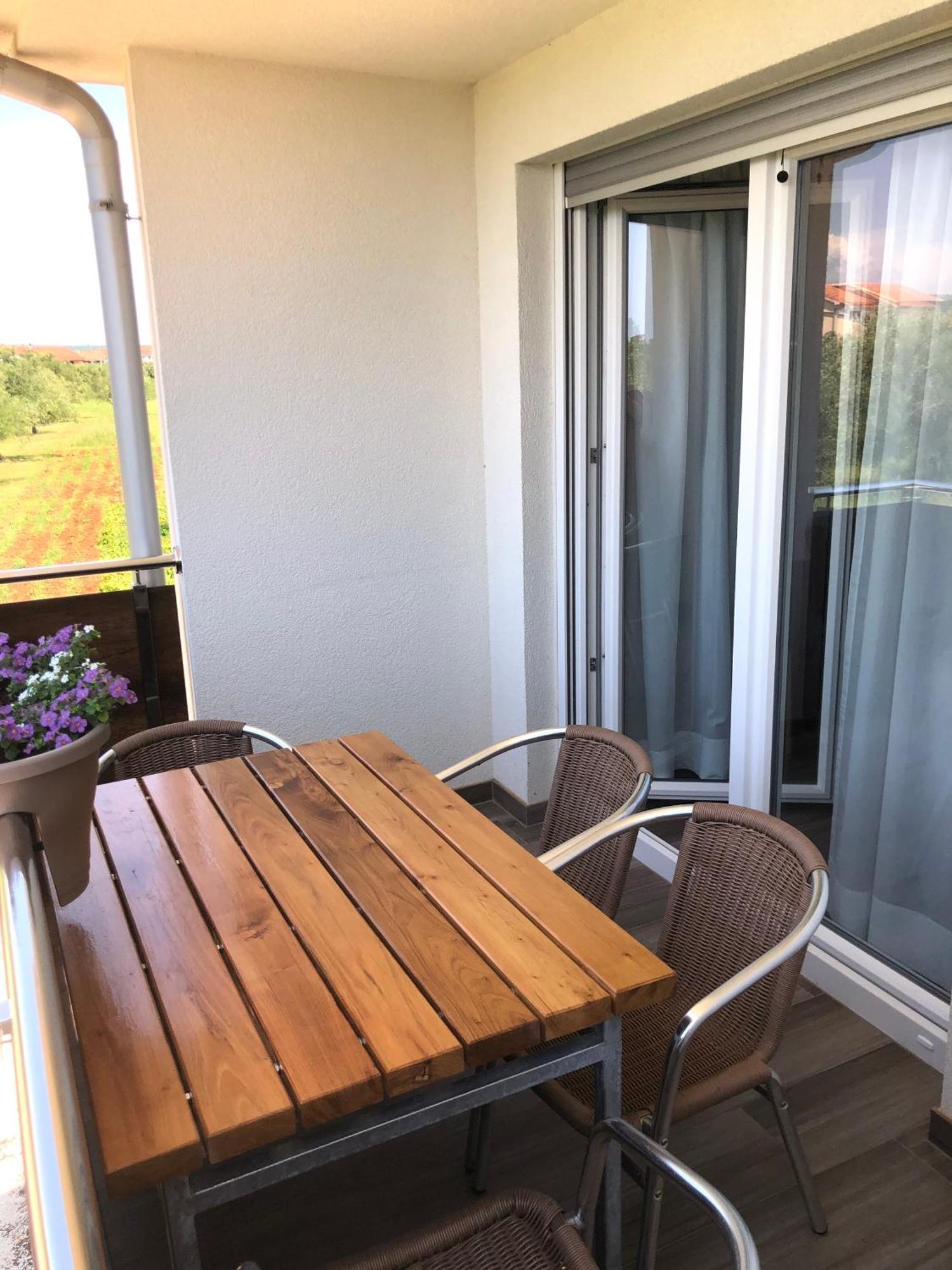 Apartmani Gavran ซูโกชัน ภายนอก รูปภาพ