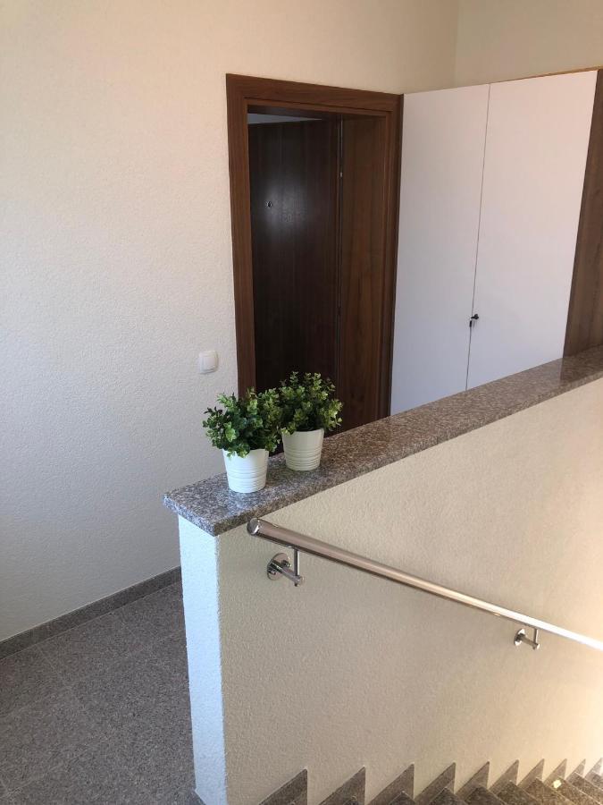 Apartmani Gavran ซูโกชัน ภายนอก รูปภาพ