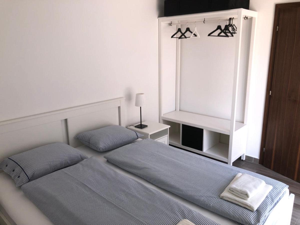 Apartmani Gavran ซูโกชัน ภายนอก รูปภาพ
